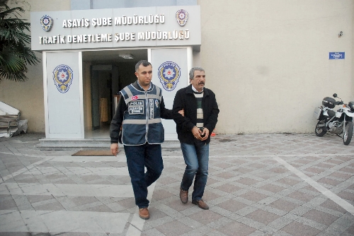 '0155' numaralı telefonla doktoru 24 bin lira dolandıranlar tutuklandı