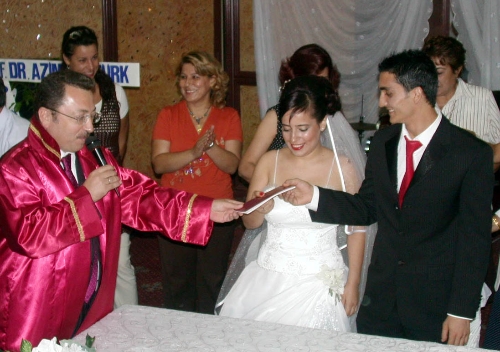 12.12.2012'de nikah patlaması