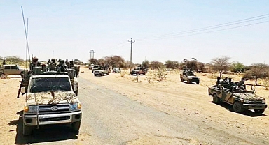 Sudanlı paramiliter güçler Darfur'un kilit şehrinden 'güvenli geçişler' açacaklarını söyledi