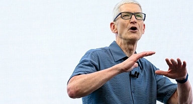 Apple, Yapay Zeka Teknolojisini Geliştiricilere Sunuyor ve Yeni İşletim Sistemi Güncellemeleri Duyuruyor
