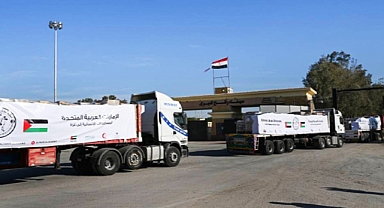 BAE: 6.775 ton taşıyan 325 yardım tırı Gazze’ye ulaştı