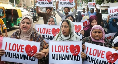 “Muhammed’i seviyorum” dediği için suçlanan Hindistanlı Müslümanlar hükümet baskısını kınıyor