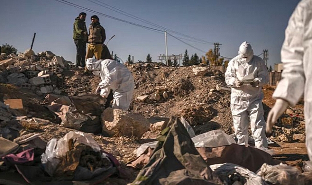 Suriye’de Toplu Mezar: Esad Döneminde Katledilen Binlerce Sivilin Kayıp Cesetleri Bulundu