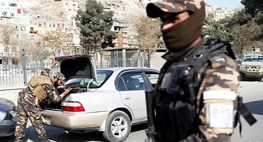 Taliban, Kabil’deki patlamalardan Pakistan’ı suçladı