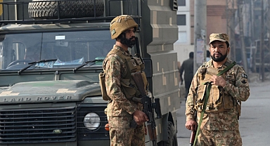 Pakistan’ın Kuzeyinde İntihar Saldırısı: Güvenlik Kuvvetlerine Ağır Darbe