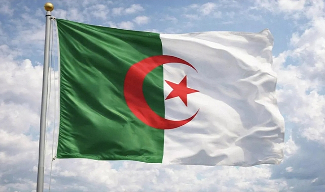 Cezayir Parlamentosu Fransa’nın Sömürge Dönemini Suç İlan Etti