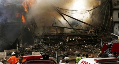 Pakistan’ta alışveriş merkezi yangınında can kaybı 21’e yükseldi