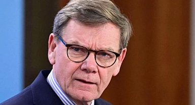 Füze alarmı üzerine Fadeful, Ben Gurion Havalimanı'ndaki uçağını terk ederek güvenli bir yere sığındı