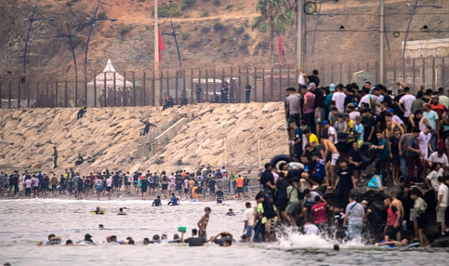 İspanya’nın Kuzey Afrika'daki Toprağı Ceuta’da Büyük Göç Dalgası