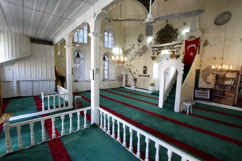 450 yıllık Aliağa Camii onarılacak