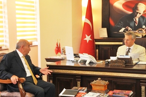 İşadamı Nihat Özdemir Tunceli'yi ziyaret etti