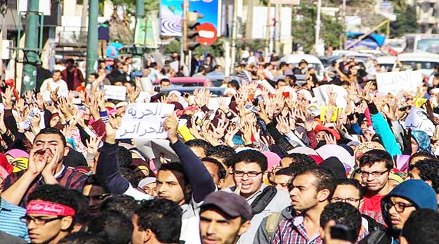 Öğrenci gösterilerine "rektörlükten izin" şartı