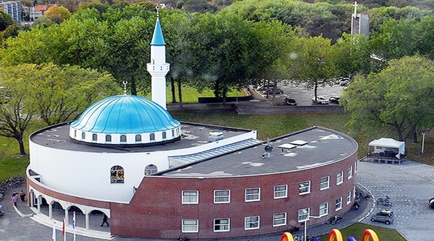 Hollanda'da İslamofobi tehdidi büyüyo