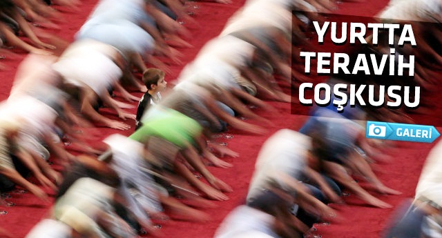 Ramazan habercisi ilk teravihte camiler doldu