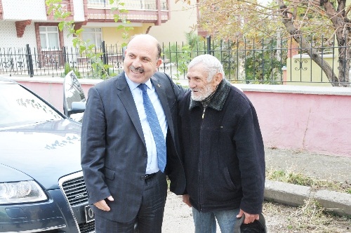 10 yıldır komşularının baktığı vatandaş huzurevine yerleştirildi