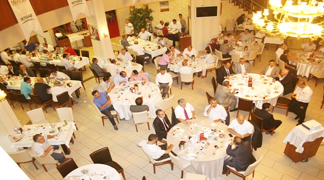 İktisad Derneği Geleneksel İftar Yemeğinin Dördüncüsünü Verdi