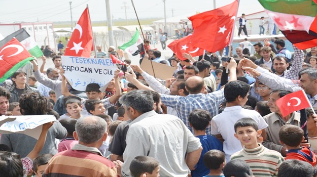 Suriyeli sığınmacılardan "teşekkür" mitingi