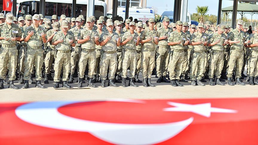 Mardin'de şehitler için tören