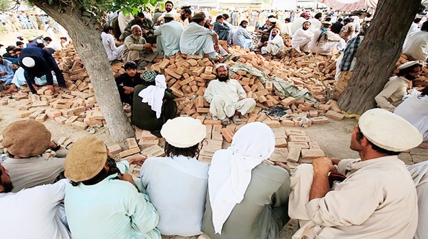 Pakistan'da İHA saldırısı: 6 ölü
