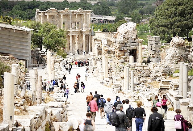 Türkiye'nin turizm geliri arttı