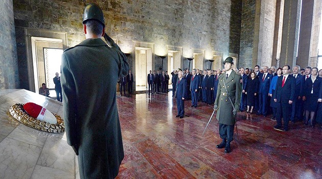 İlk tören TBMM ve Anıtkabir'de