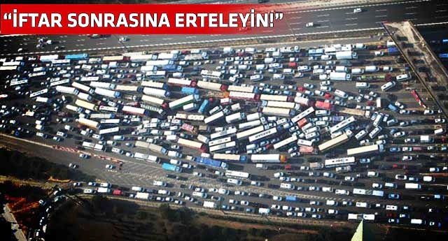 İstanbul trafiği yine kilitlendi