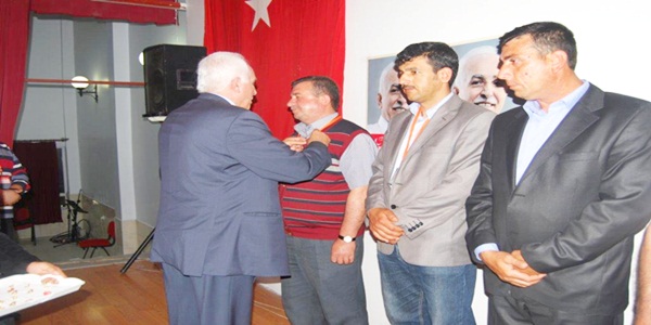 Genel Başkan Kamalak, Doğan Gök'ün Rozetini Taktı, Partiye Katılım Arttı