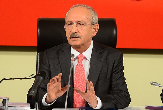 Yürütme yargıya cephe aldı
