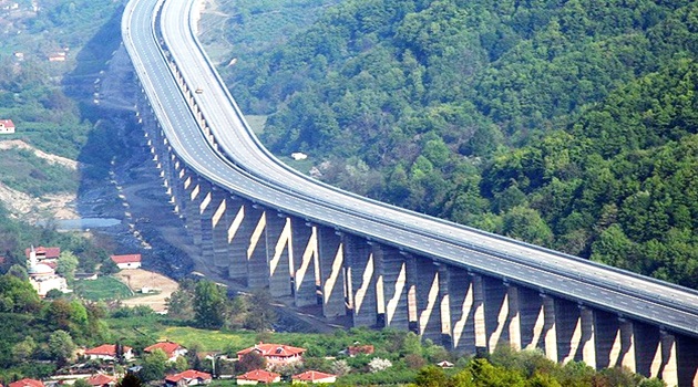 Karayolları bu yıl köprülerle donatılacak