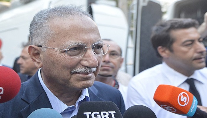 İhsanoğlu: Demokrasimiz için hayırlı olsun