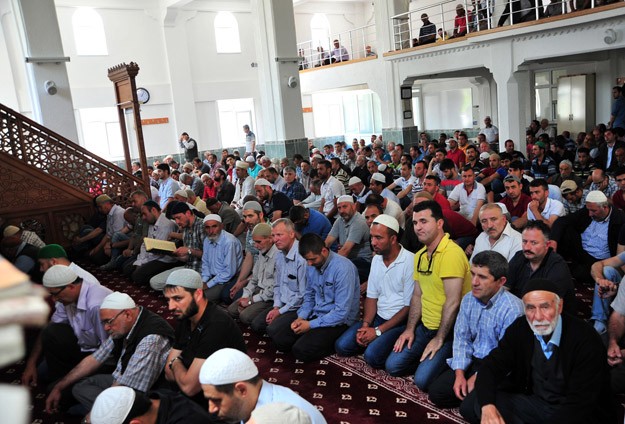 'İslam ırkçılığın her türlüsünü reddeder'