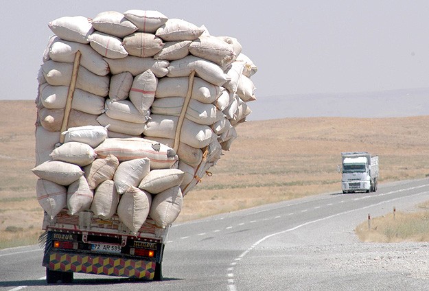 Trafikte kazaya davetiye çıkaranlar