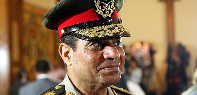 Sisi'nin oğlu bir bavul parayla yakalandı