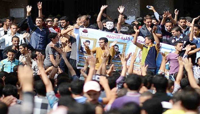 Mısır'da 2 öğrenci yaralandı