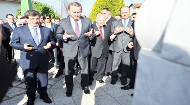 Davutoğlu Saraybosna'da