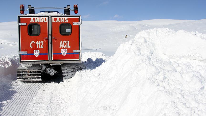 Kışa özel ambulanslar can kurtarıyor