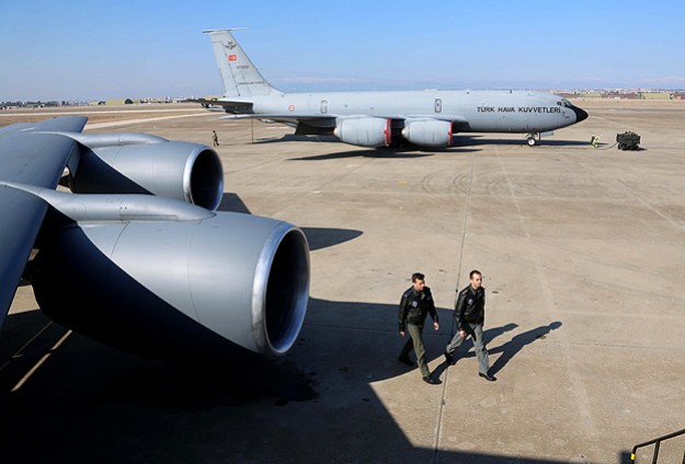Türkiye'den Ukrayna için NATO'ya tanker uçak taahhüdü