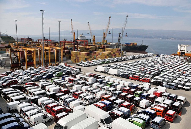 Otomotivin ekim ihracatı "parite kurbanı" oldu