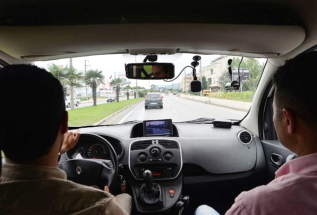 Radar ekiplerine 'sosyal medya' önlemi