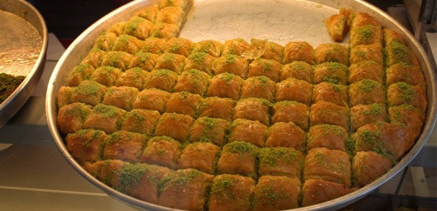 Baklavanın ustaları bayram öncesi uyardı