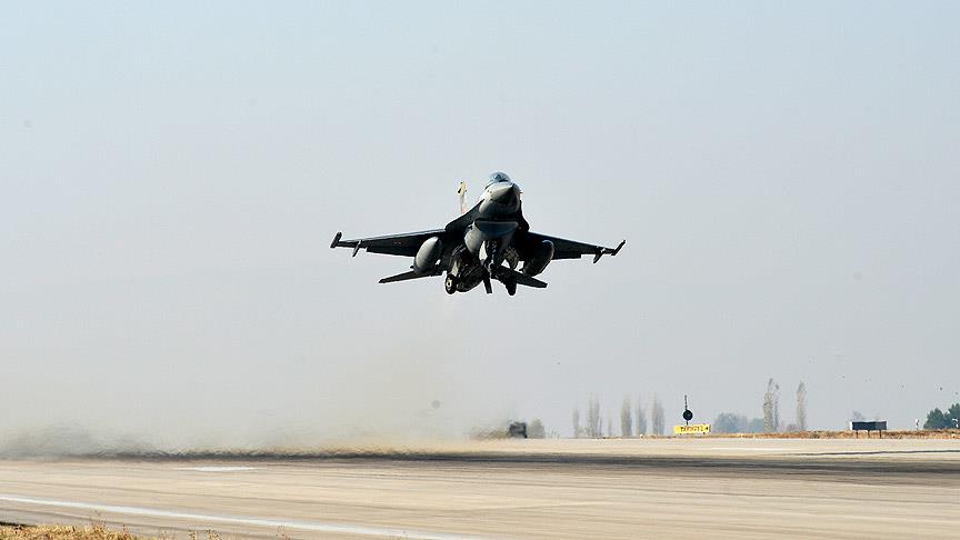 Pilotlar uçmayı, bakımcılar mühimmat yüklemeyi reddetti