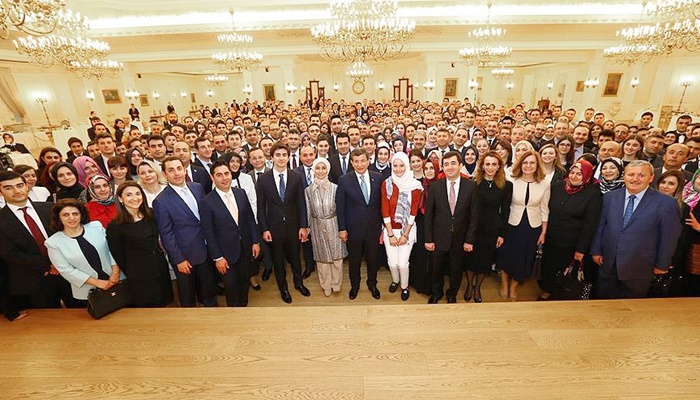 Davutoğlu'nun Başbakanlıktaki 21 ayı
