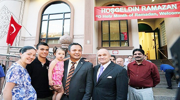 New York polisinden Müslümanlara iftar