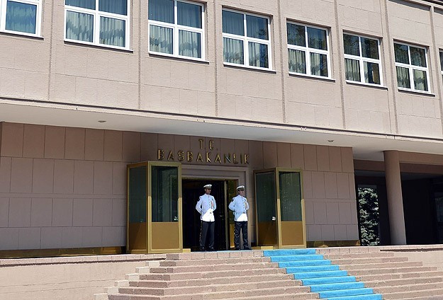 Başbakanlık 60 uzman yardımcısı alacak
