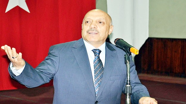 Halkın seçeceği Cumhurbaşkanının başımızın üstünde yeri var