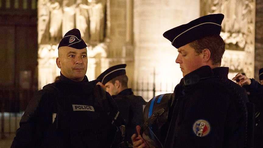 Paris'te ölenlerin sayısı 129 olarak duyuruldu