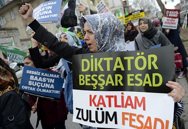 İstanbul'da Suriye halkıyla dayanışma yürüyüşü