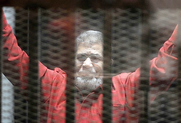 Mısır'da Mursi'nin duruşması ertelendi
