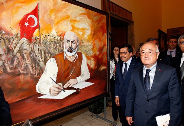 Milletimizin geçmişiyle onur duyuyoruz