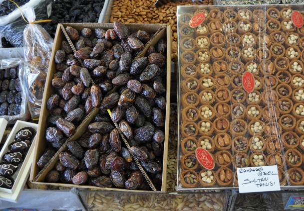 Hurmadan gofret yaptılar